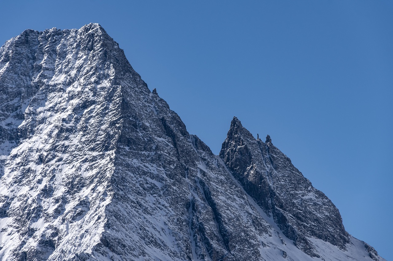 hunter peak, siguniangshan town, sichuan, aba prefecture, sichuan, nature, china, asia, mountain, snow mountain, natural, mountain range, mountain peak